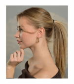 Créoles en acier inoxydable Akzent « Nelli », statement, de couleur dorée – Image 3