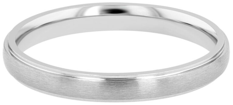 Schlichter Herrenring Edelstahl mattiert 3mm breit am Finger